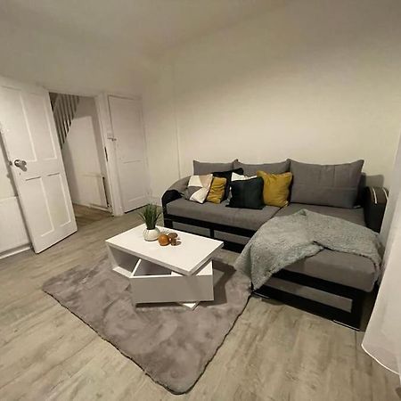 Comfortable 2 Bedroom On Tower Bridge London Ngoại thất bức ảnh